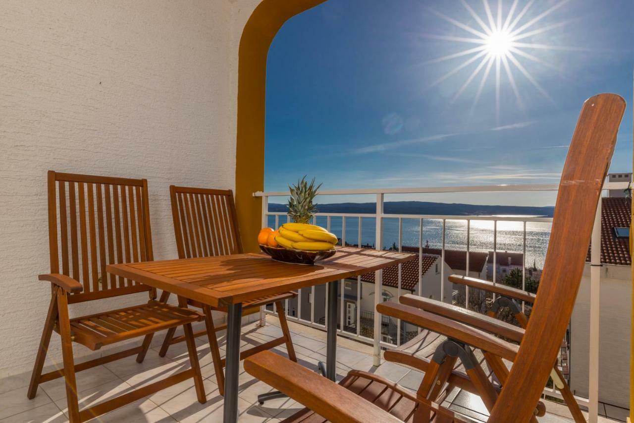 Apartmani Adria Lila Crikvenica Dramalj Exterior photo