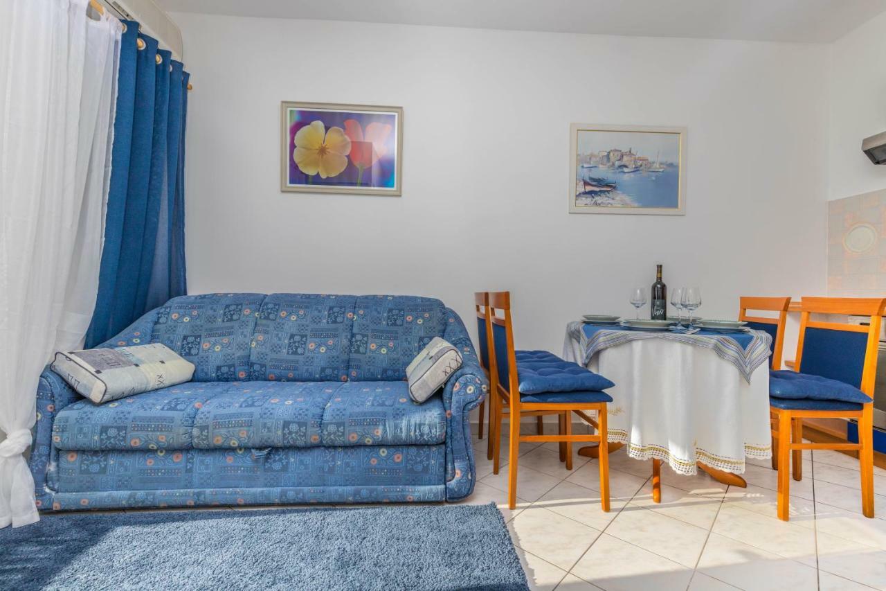 Apartmani Adria Lila Crikvenica Dramalj Exterior photo